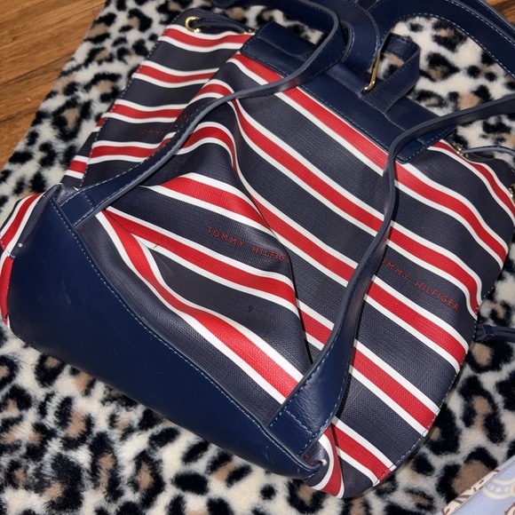 Tommy Hilfiger backpack ❤️ - Picture 2 of 3